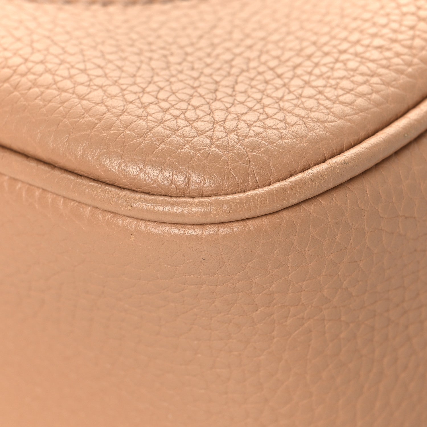 Gucci Pebbled Calfskin Small Soho Disco Bag Camelia 10 of 12
