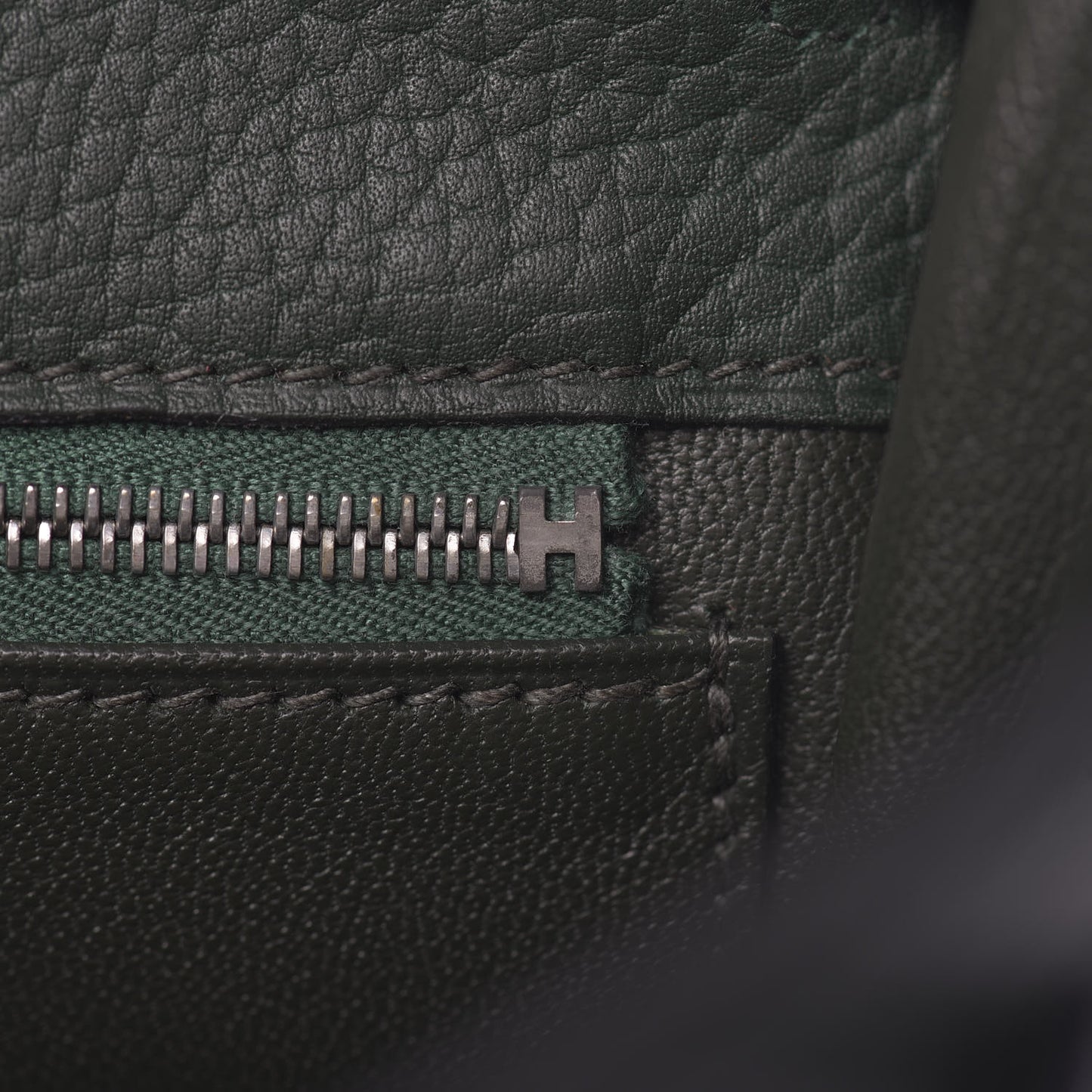 Togo Kelly Ado Backpack Vert Fonce