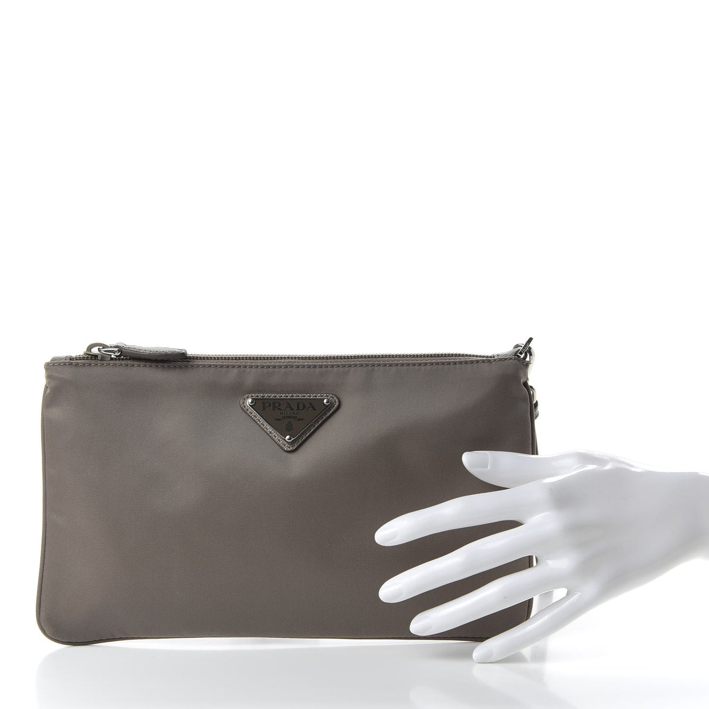 Tessuto Nylon Saffiano Wristlet Argilla