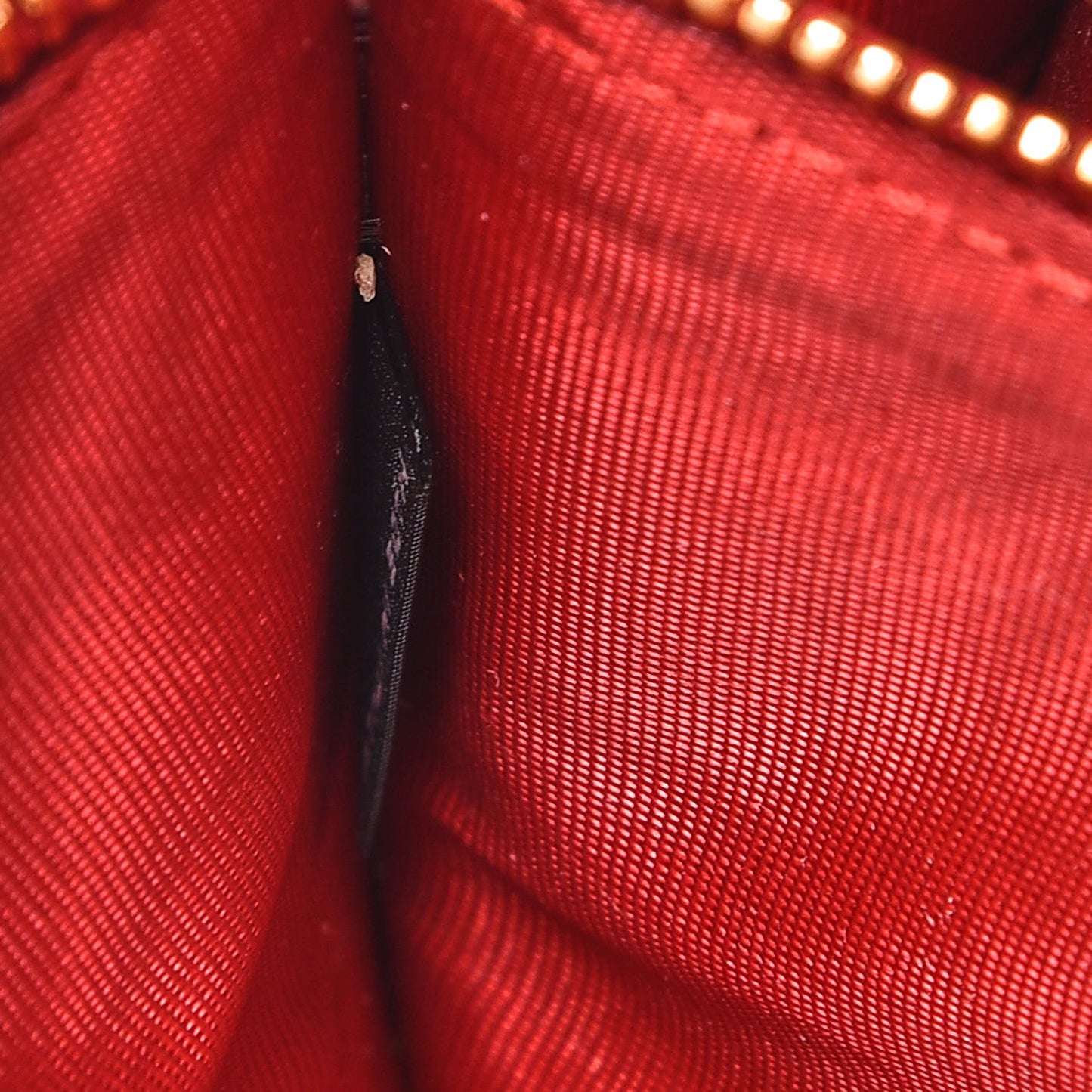 Saffiano Vernice Bow Continental Wallet Rosso