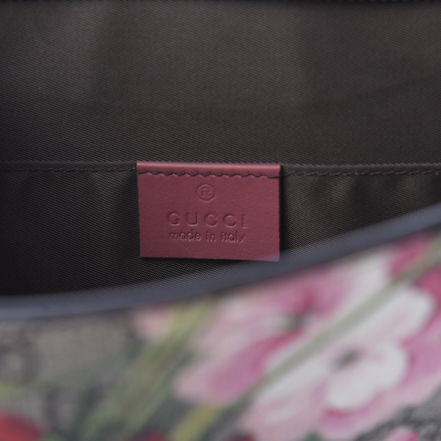 GG Supreme Monogram Blooms Large Cosmetic Case Beige Multicolor Dry Rose