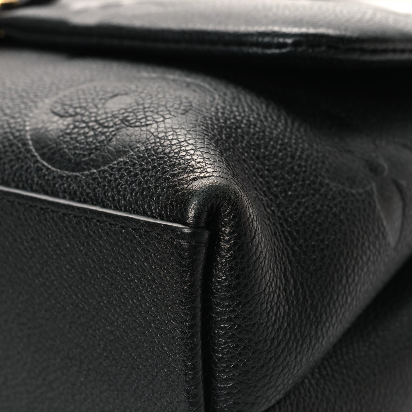 Empreinte Monogram Giant Madeleine MM Black