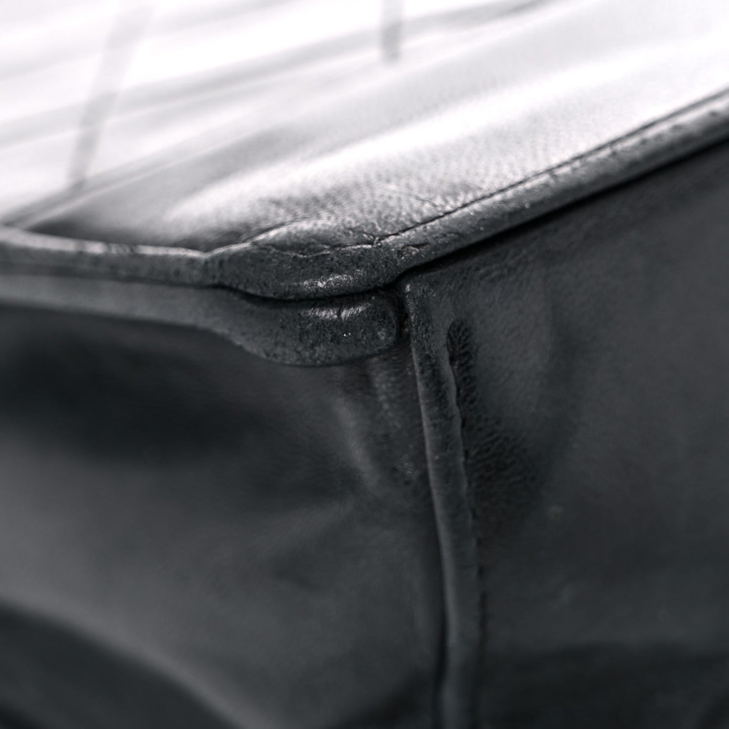 Lambskin Quilted Reissue Flap Black