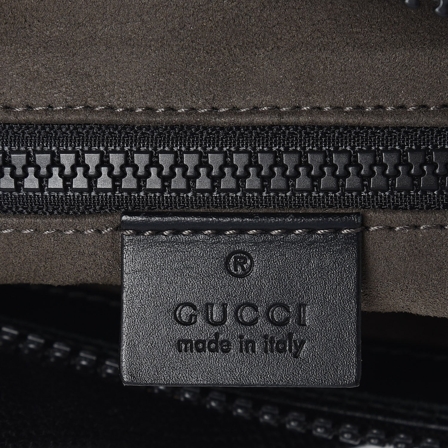 Gucci GG Supreme Monogram Flat Messenger Bag Black 7 of 8