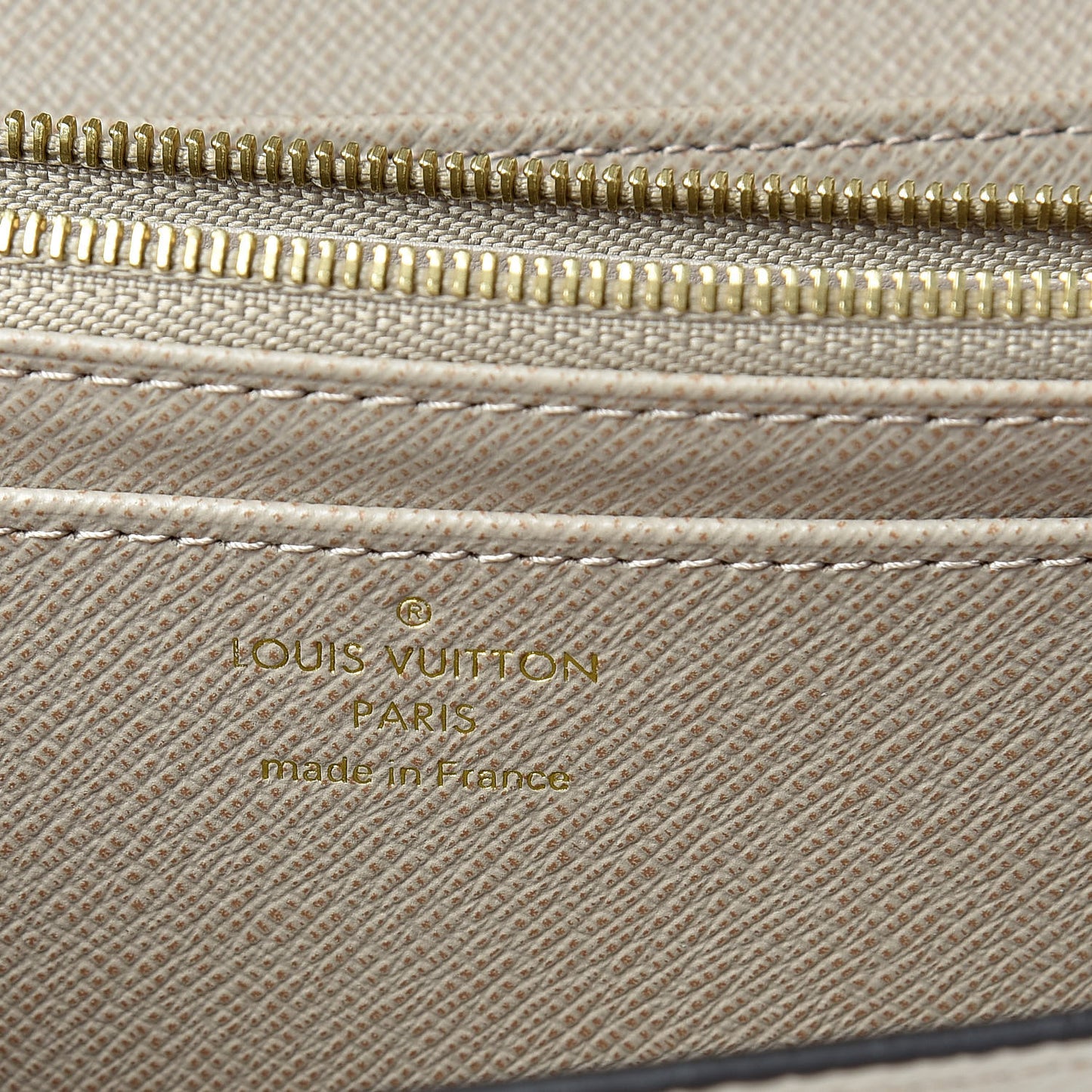 Epi Twist Wallet Galet