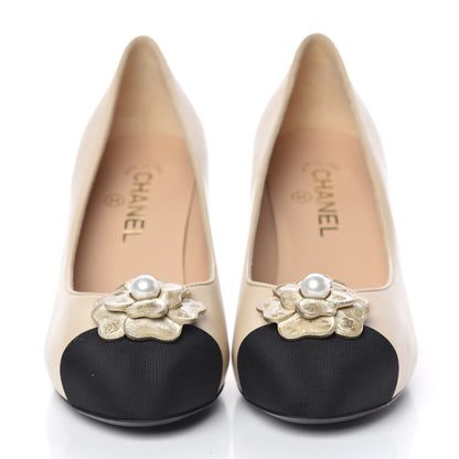 Chanel Calfskin Enamel Pearl Grosgrain Cap Toe Camellia Pumps 38.5 Black Beige 2 of 9