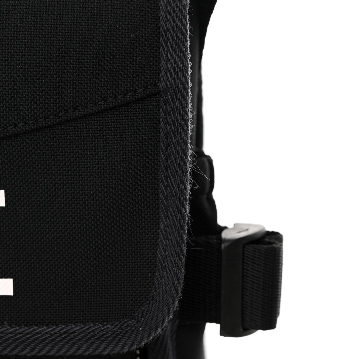 Canvas Small Trekking Messenger Bag Black