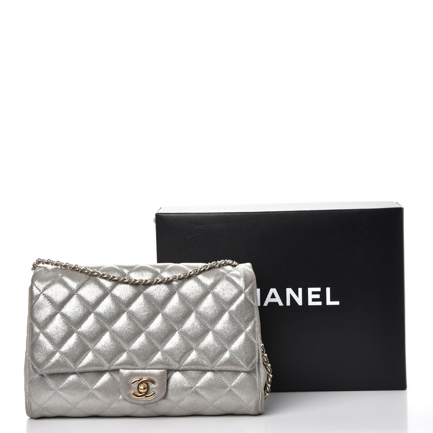 Iridescent Calfskin Clutch With Chain Flap Silver