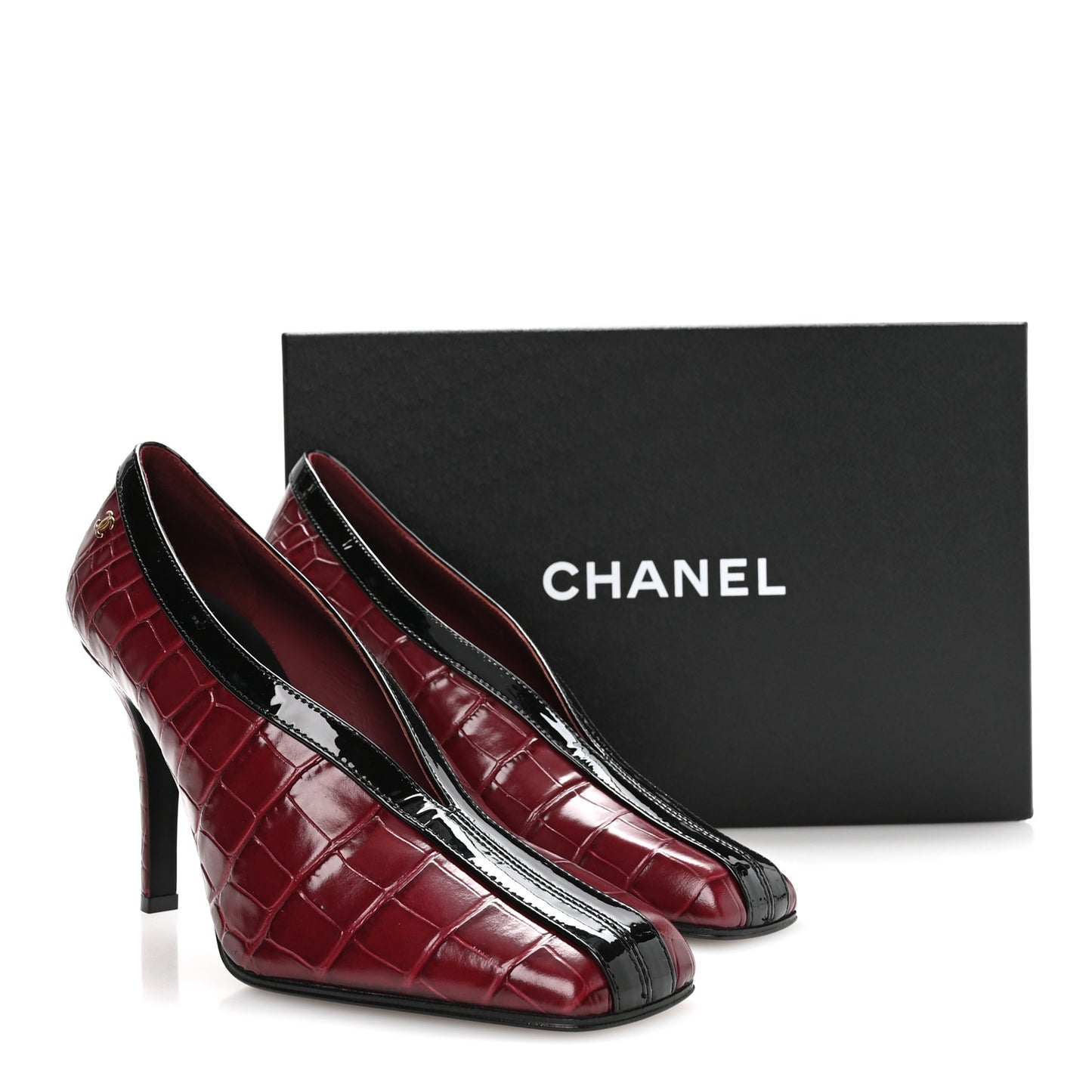 Crocodile Embossed Patent Calfskin Pumps 39 Burgundy Black