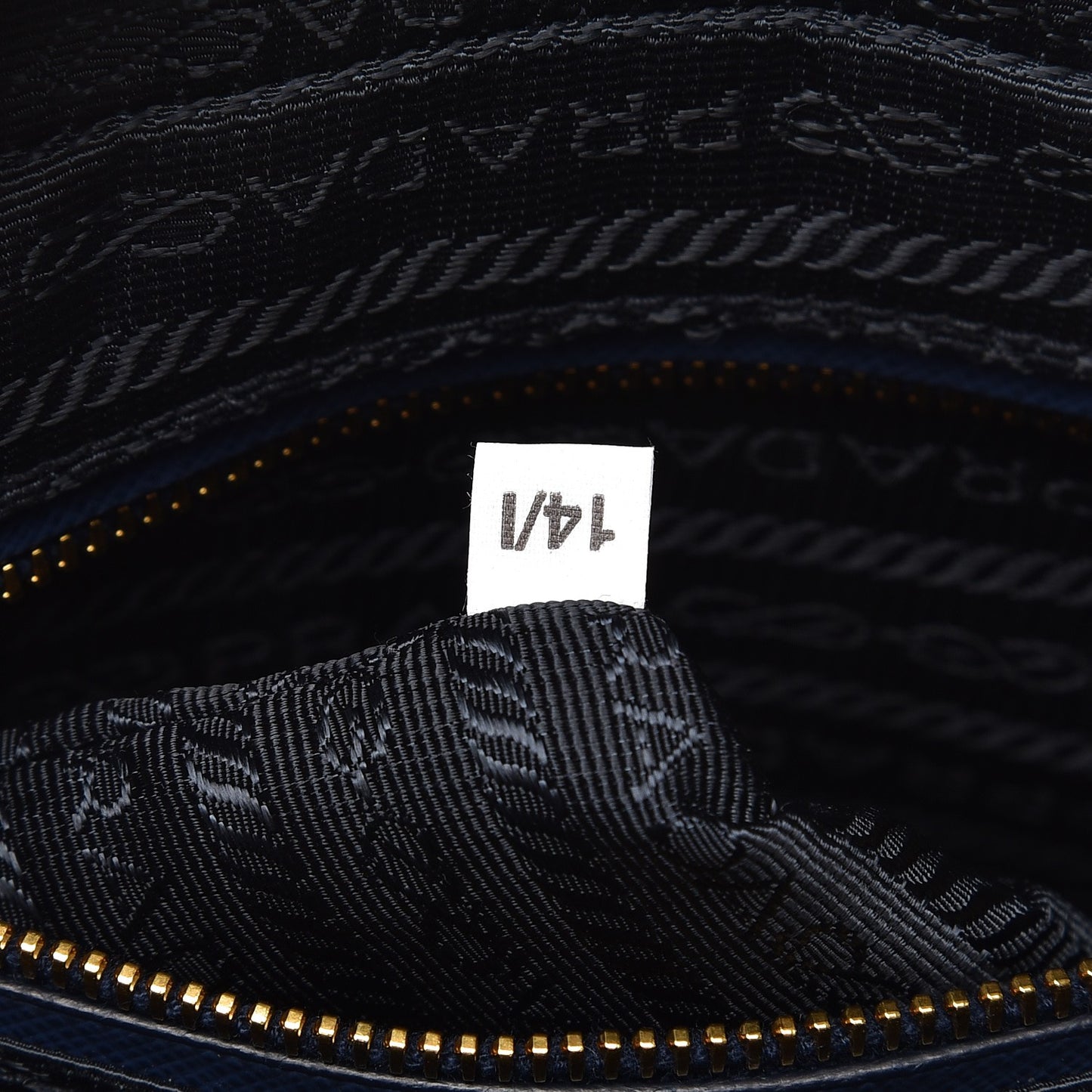 Saffiano Lux Large Zip Crossbody Bag Bleuette