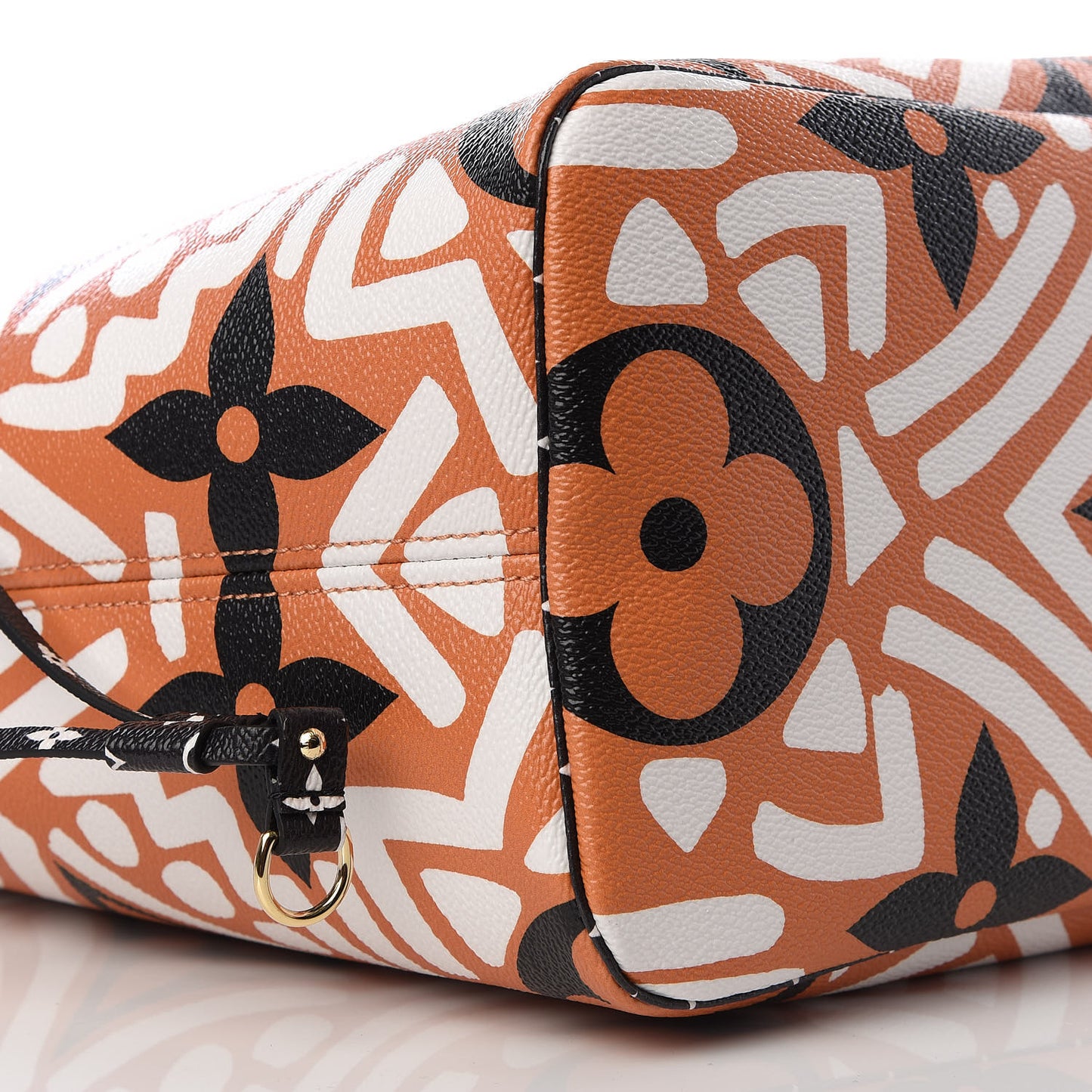 Monogram Giant Crafty Neverfull MM Creme Caramel