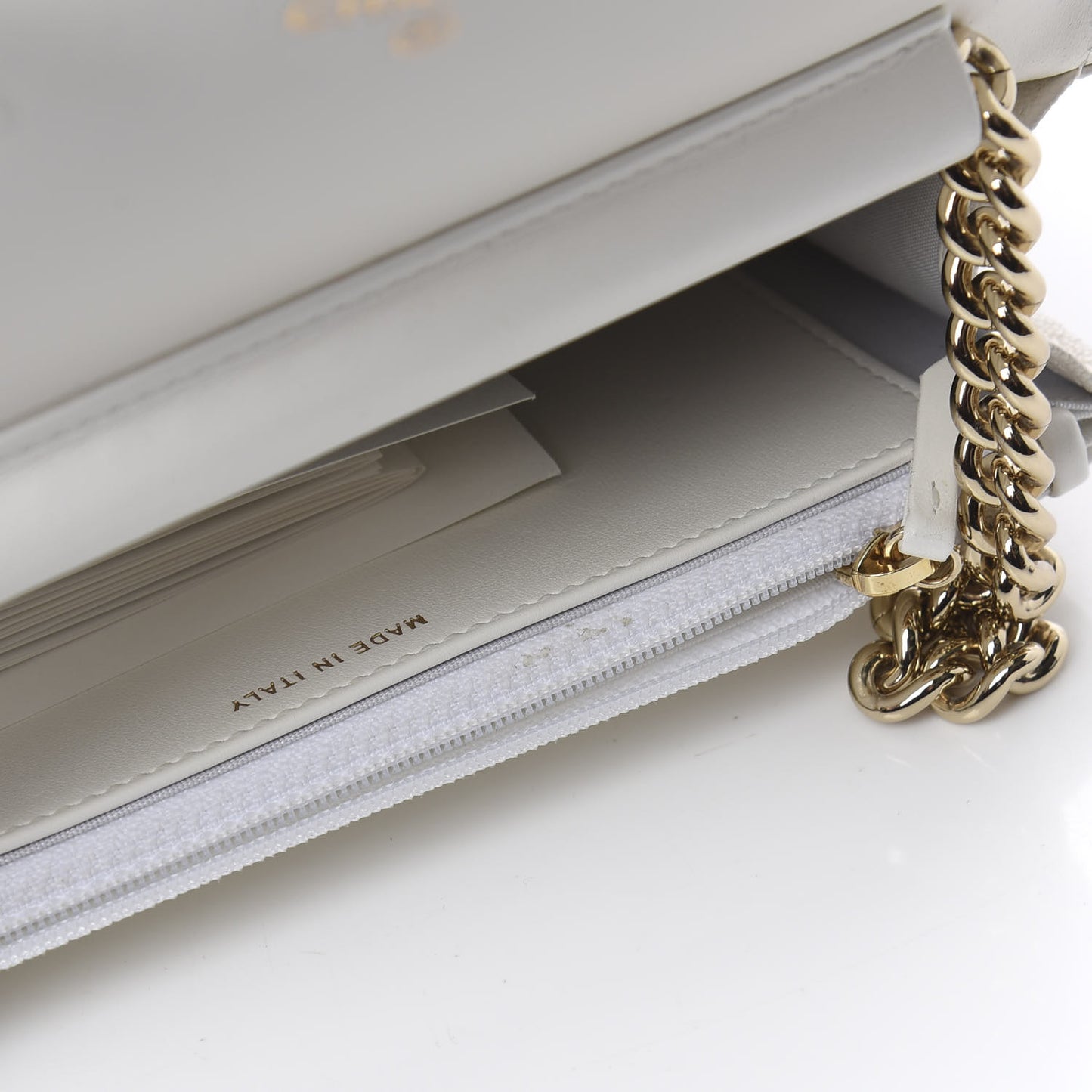 Caviar Quilted Boy Wallet On Chain WOC White