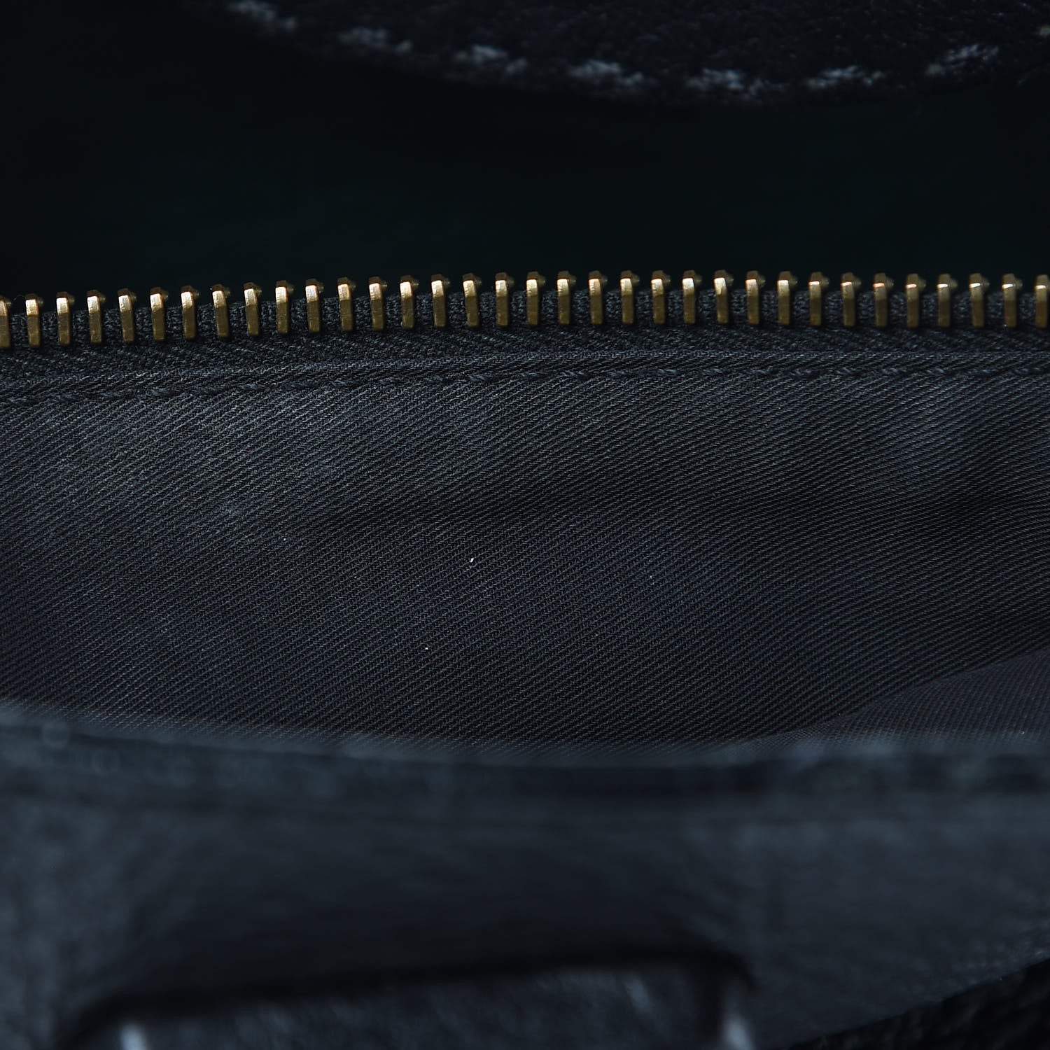 Prada Vitello Daino Turnlock Shoulder Bag Black 9 of 15