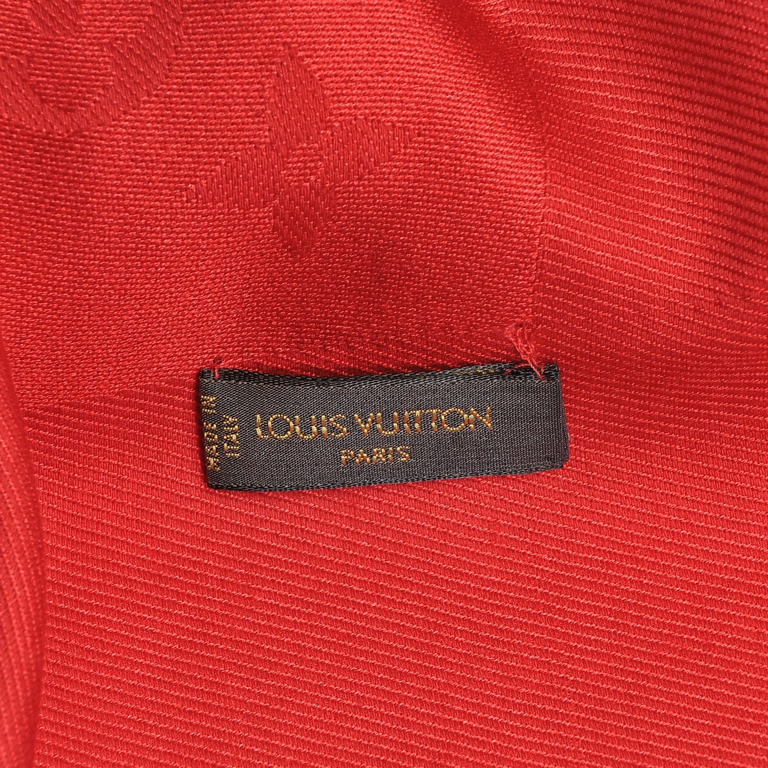 Louis Vuitton Silk Wool Monogram Shawl Pomme D'Amour 4 of 5