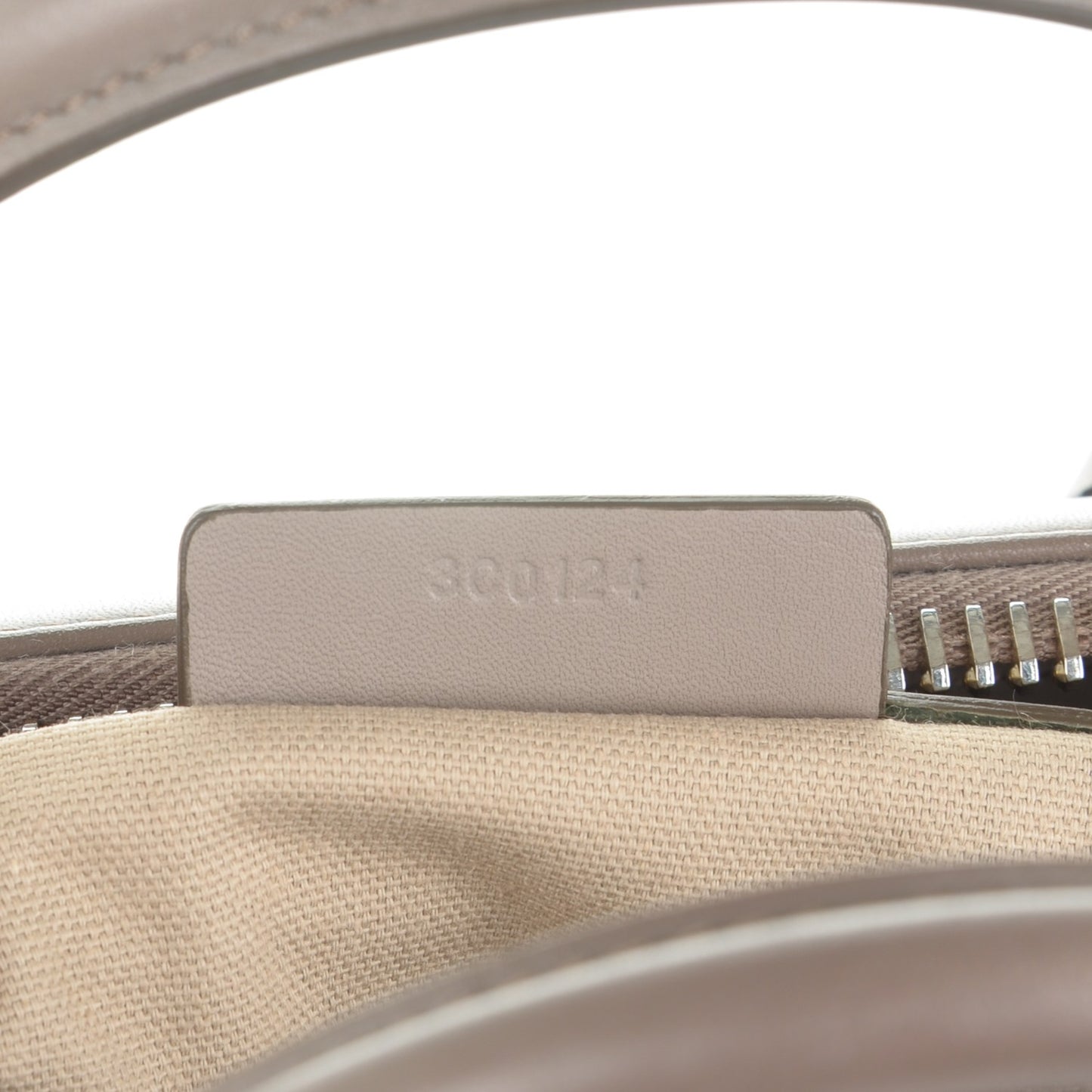 Antique Calfskin Medium Antigona Grey