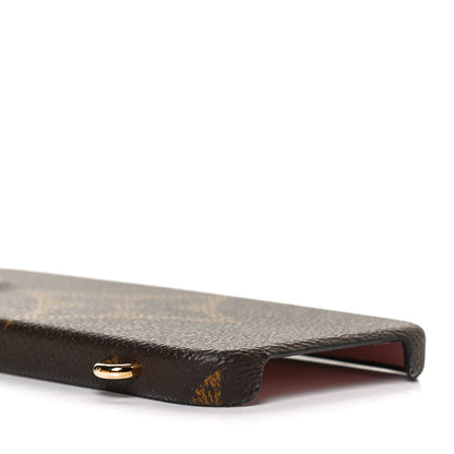 Louis Vuitton Reverse Monogram Giant iPhone 13 Pro Bumper On Strap Pink 7 of 9