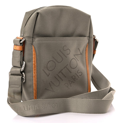 Louis Vuitton Damier Geant Citadin Messenger Sable 3 of 21