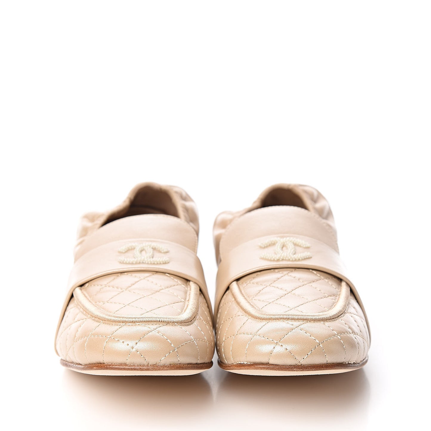 Laminated Lambskin Womens Quilted Elastic CC Moccasin Loafers 38.5 Beige