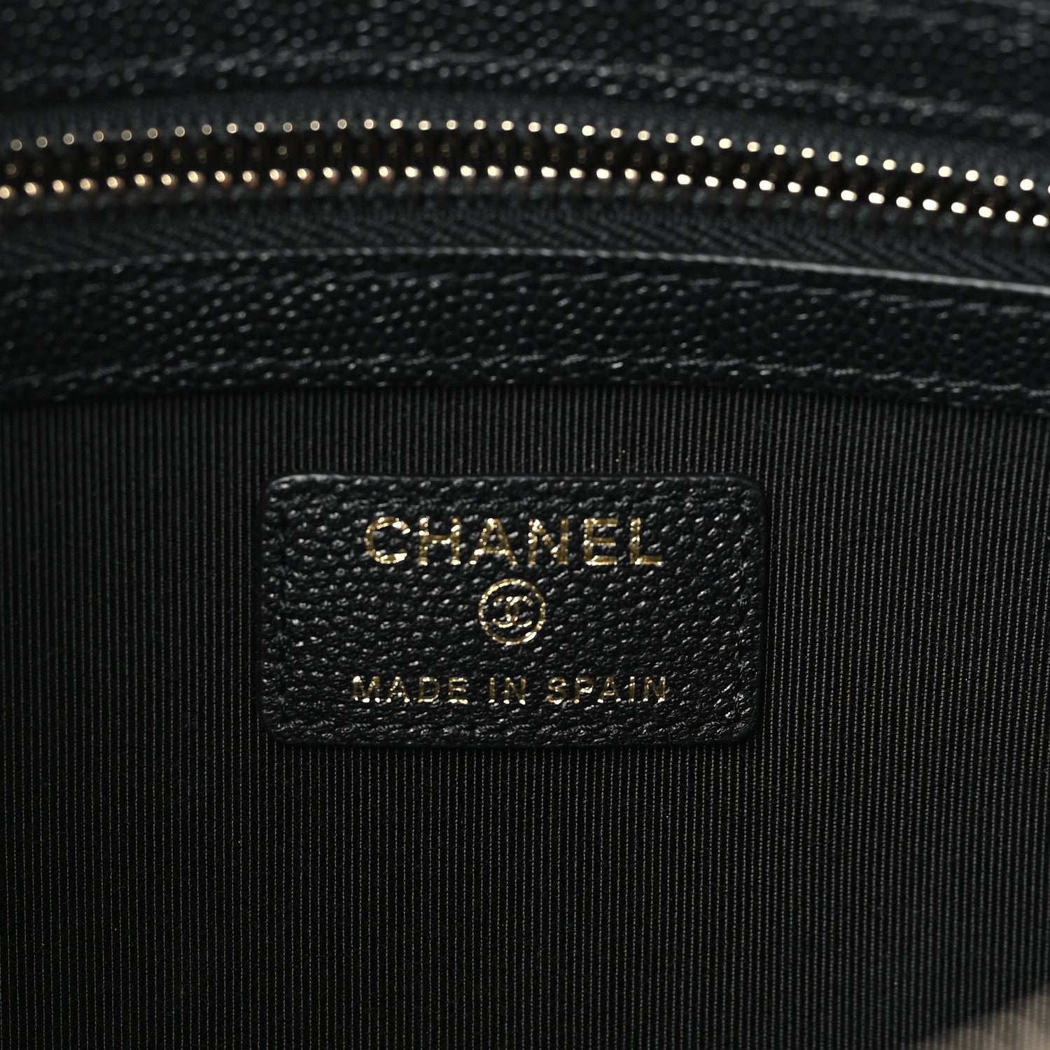 Chanel Caviar Quilted Medium Vintage Mademoiselle Cosmetic Case Black 6 of 11