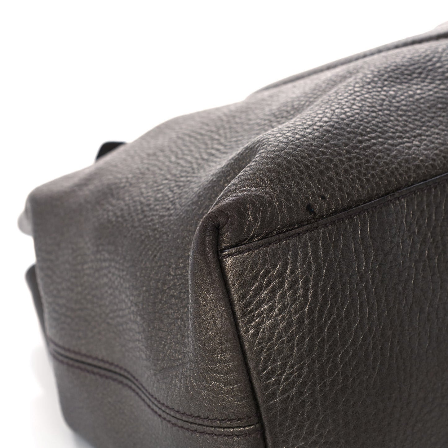 Metallic Pebbled Calfskin Medium Soho Chain Shoulder Bag Sasso