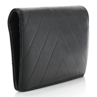 Chanel Lambskin Chevron Quilted CC Yen Wallet Black 3 of 11