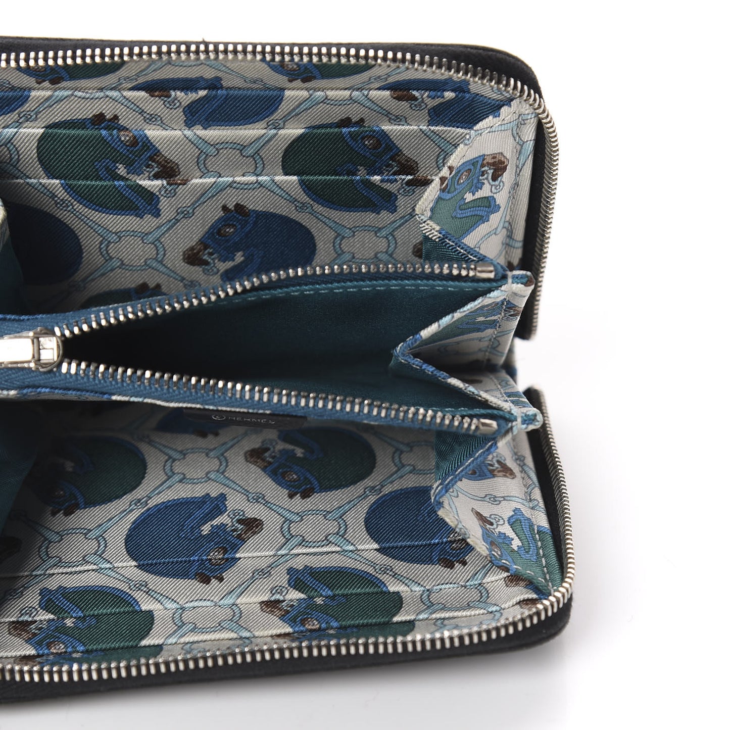 Epsom Silk'in Compact Wallet Black