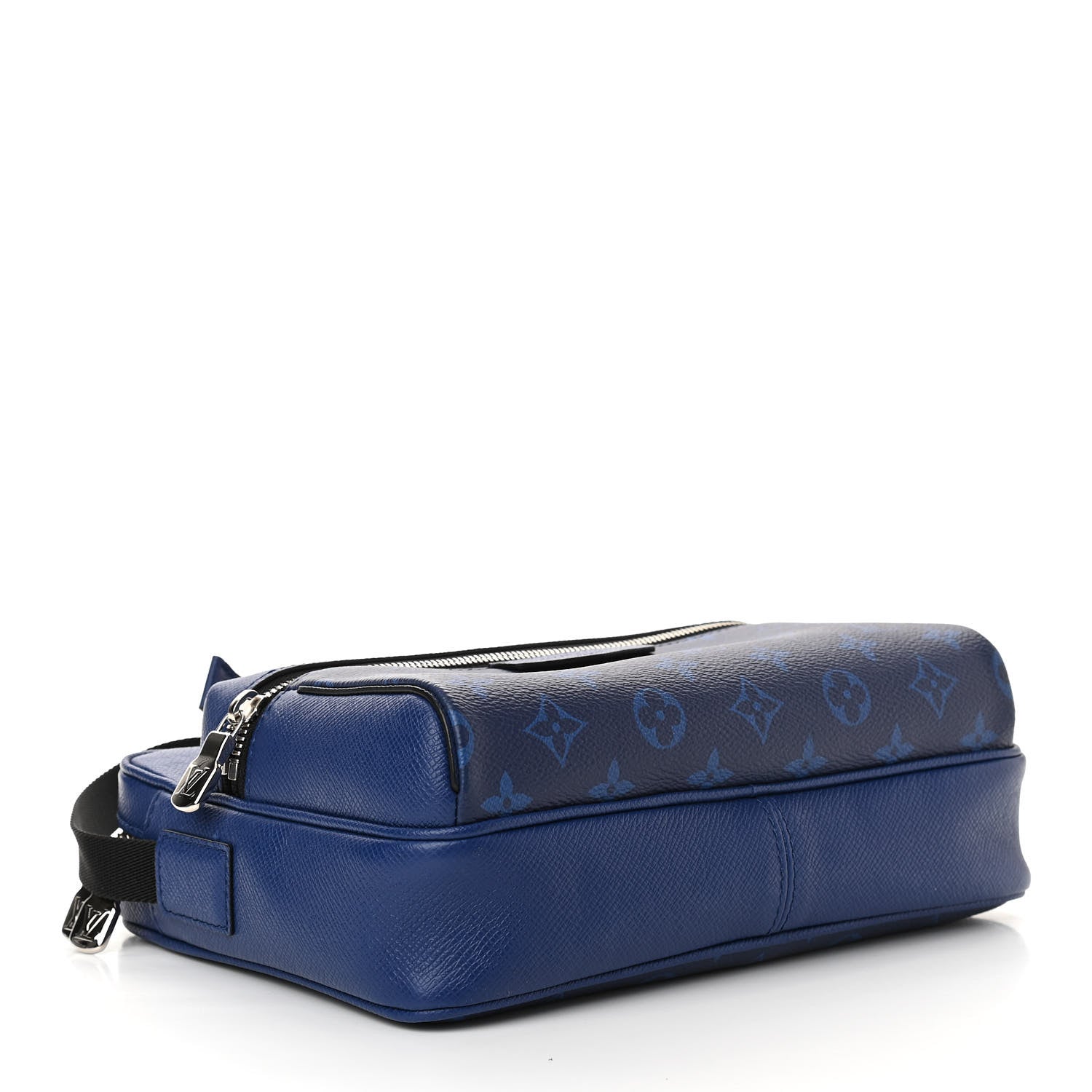 Louis Vuitton Taiga Monogram Outdoor Messenger Cobalt 4 of 10