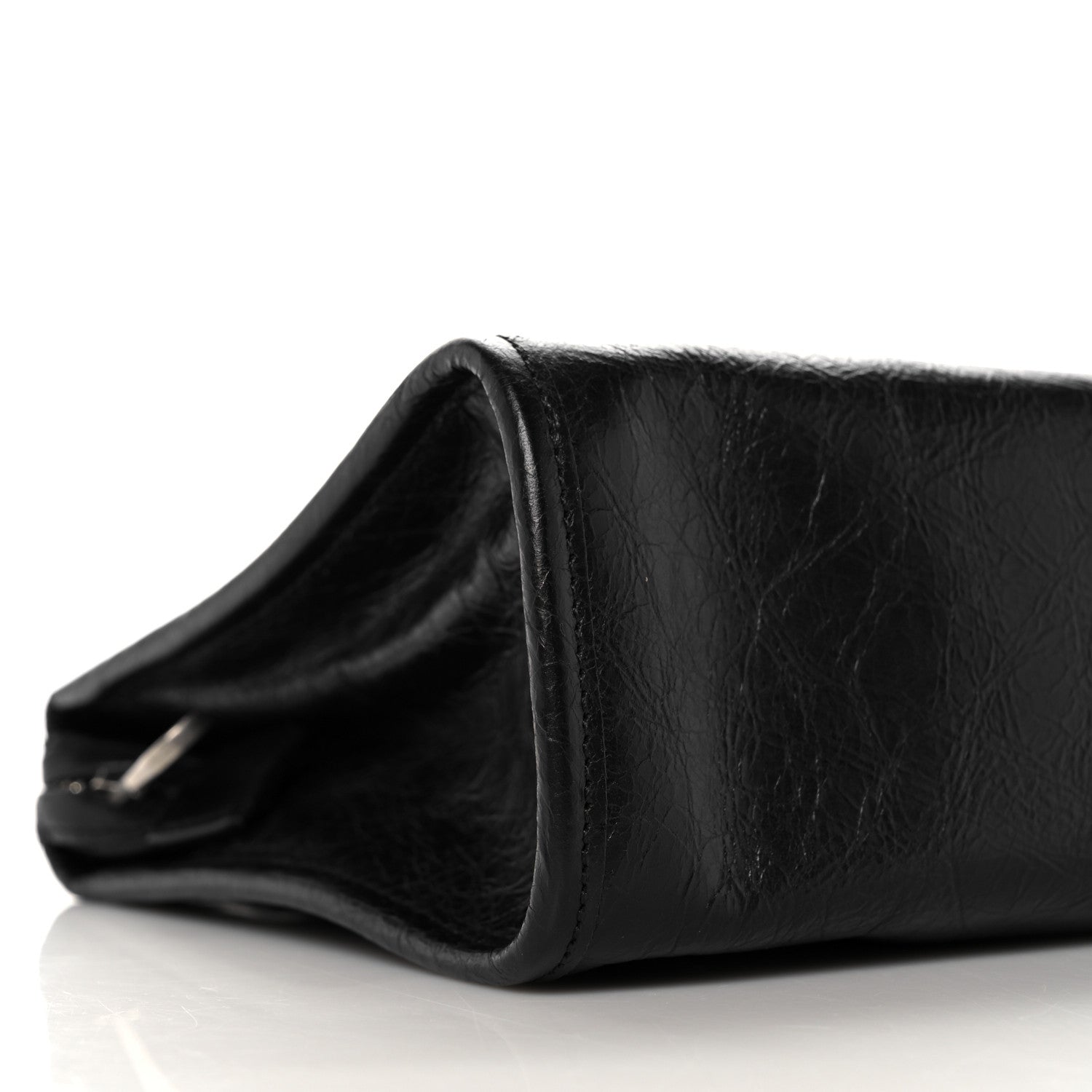 Gucci Fluffy Calfskin Morpheus Zip Pouch Black 9 of 10