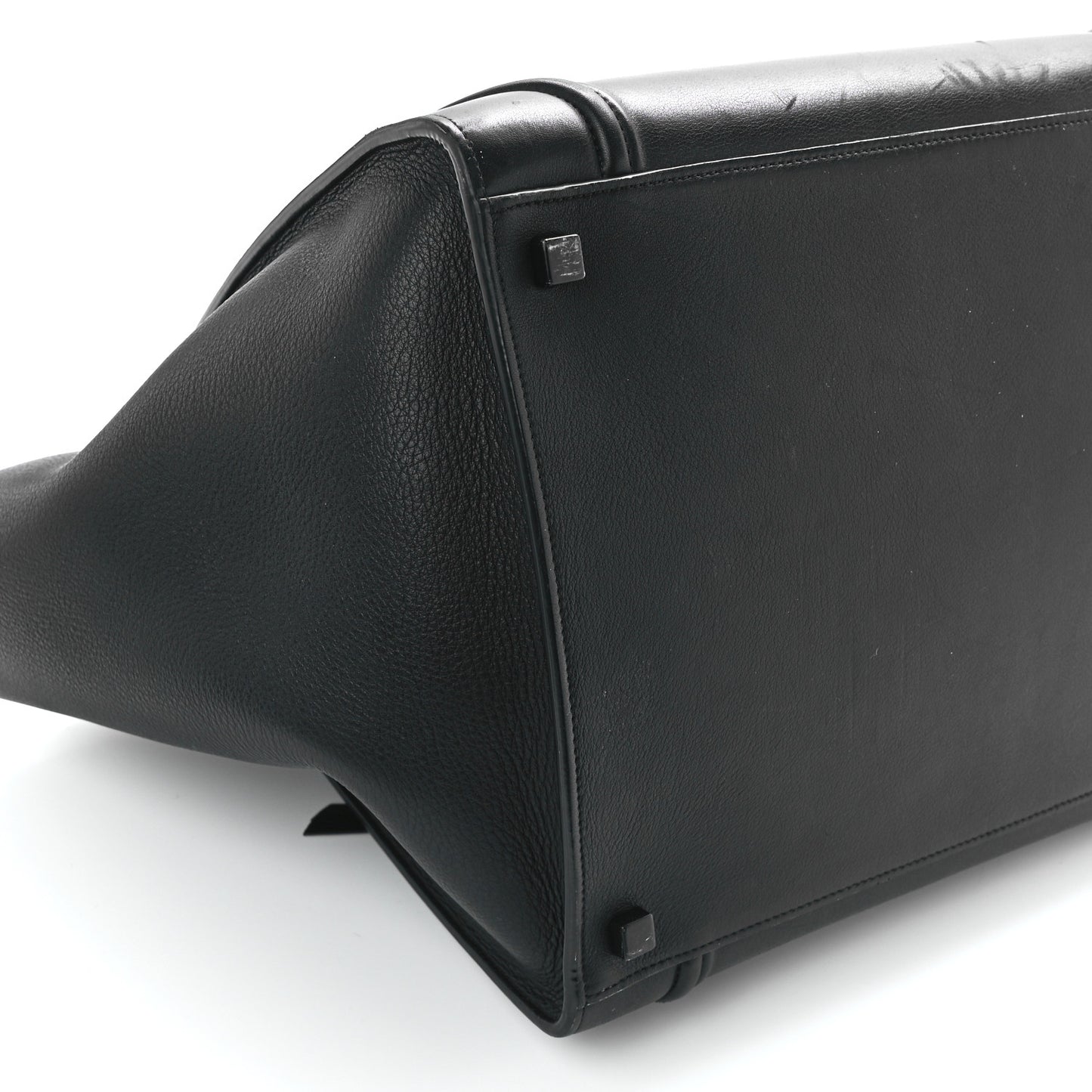 Grained Calfskin Medium Phantom Luggage Black