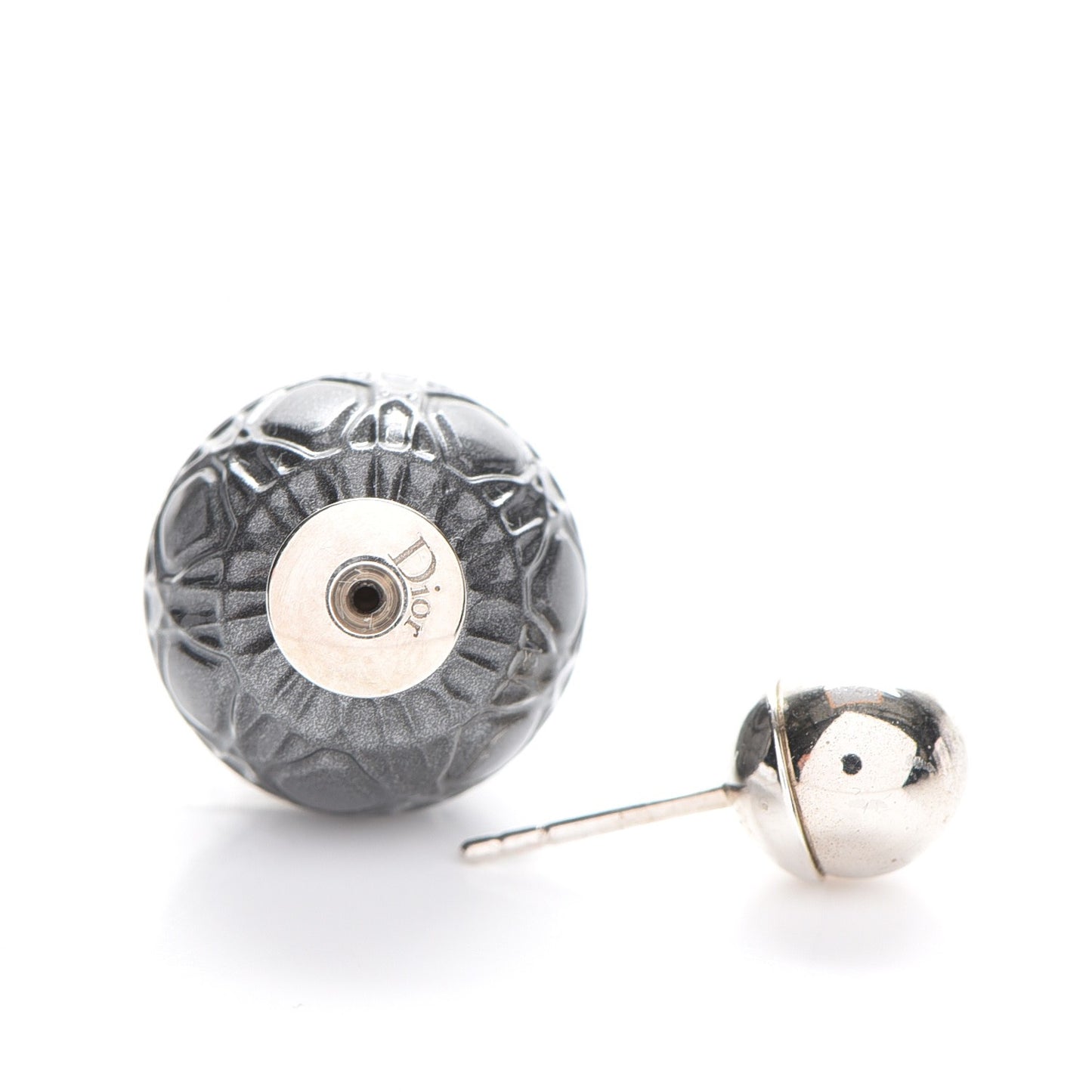 Metal Cannage Mise En Dior Tribal Earrings Grey