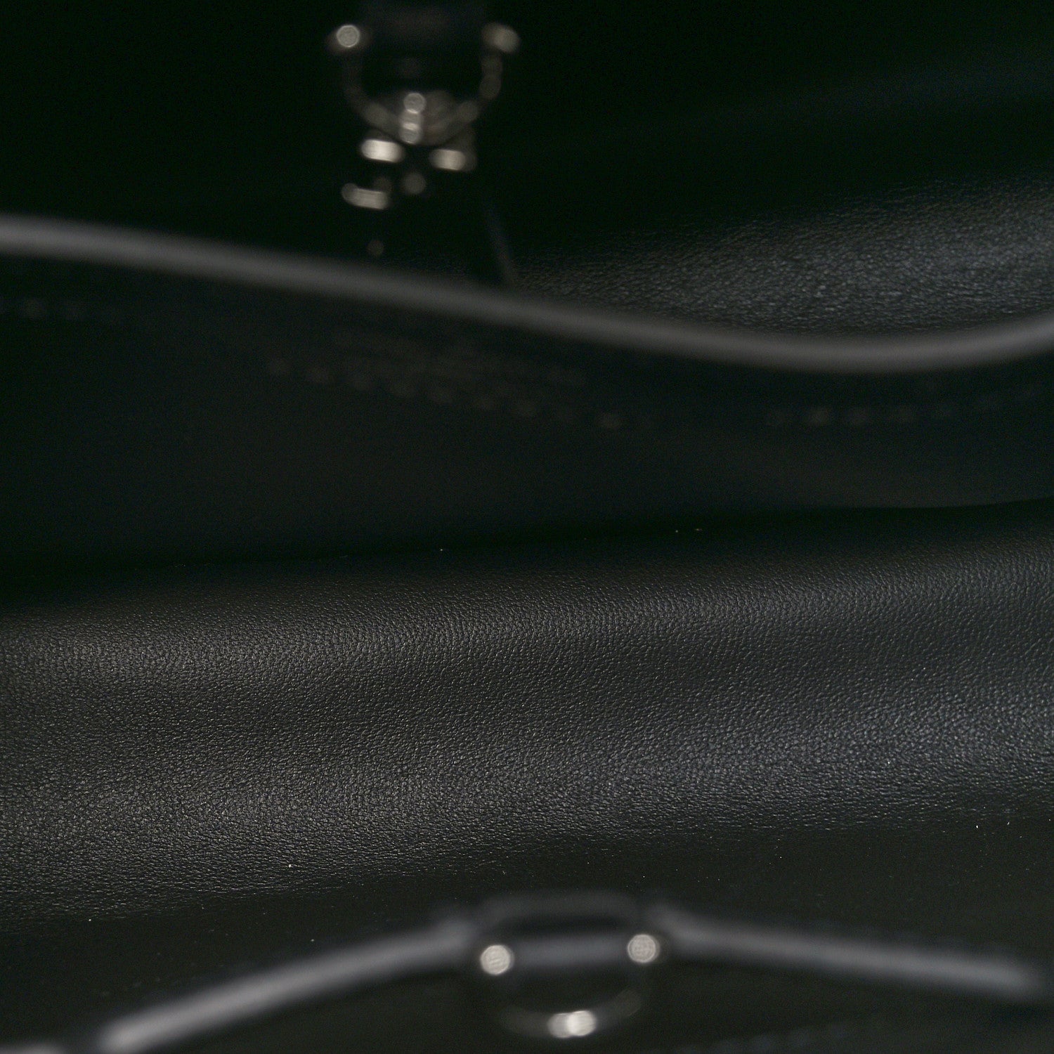 Louis Vuitton Calfskin Karung Beaded 57th Street NYC Skyline Capucines BB Black 5 of 10