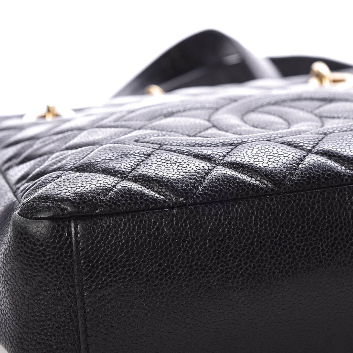 Caviar Quilted Petit Shopping Tote PST Black