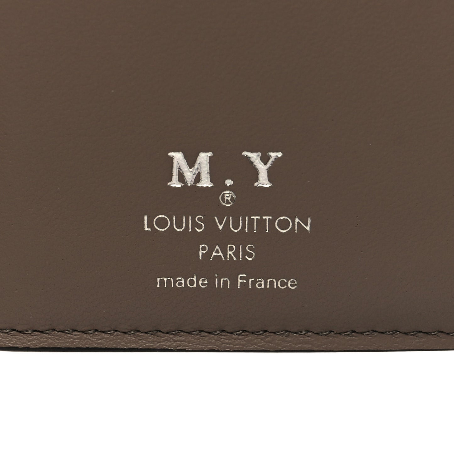 Taurillon Capucines Compact Wallet Magnolia