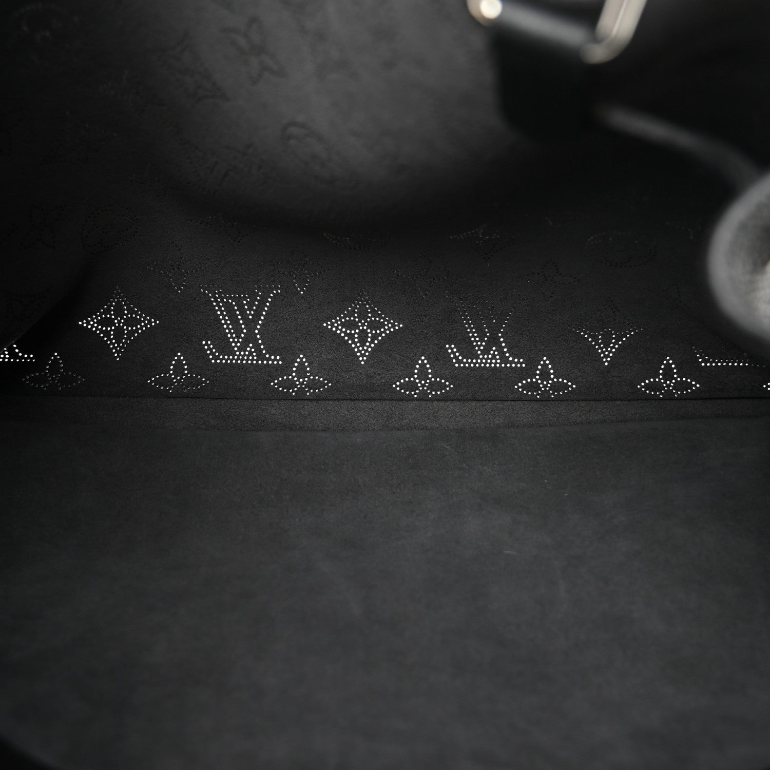 Louis Vuitton Mahina Bella Tote Black 5 of 10
