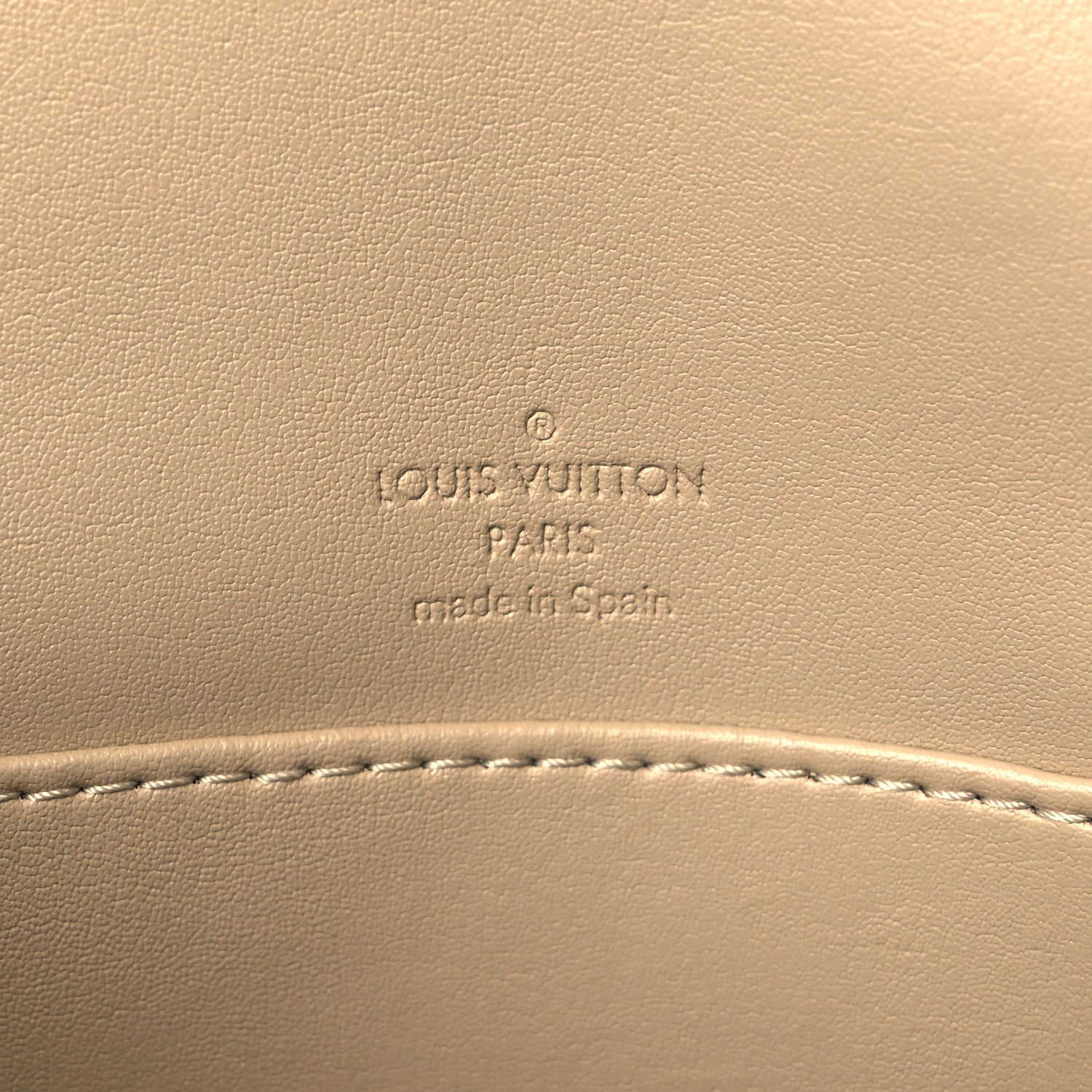 Louis Vuitton Vernis Thompson Street Blanc Corail 6 of 13