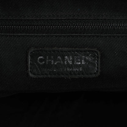 Chanel Calfskin Large Diamond Stitch Tote Black 6 of 8