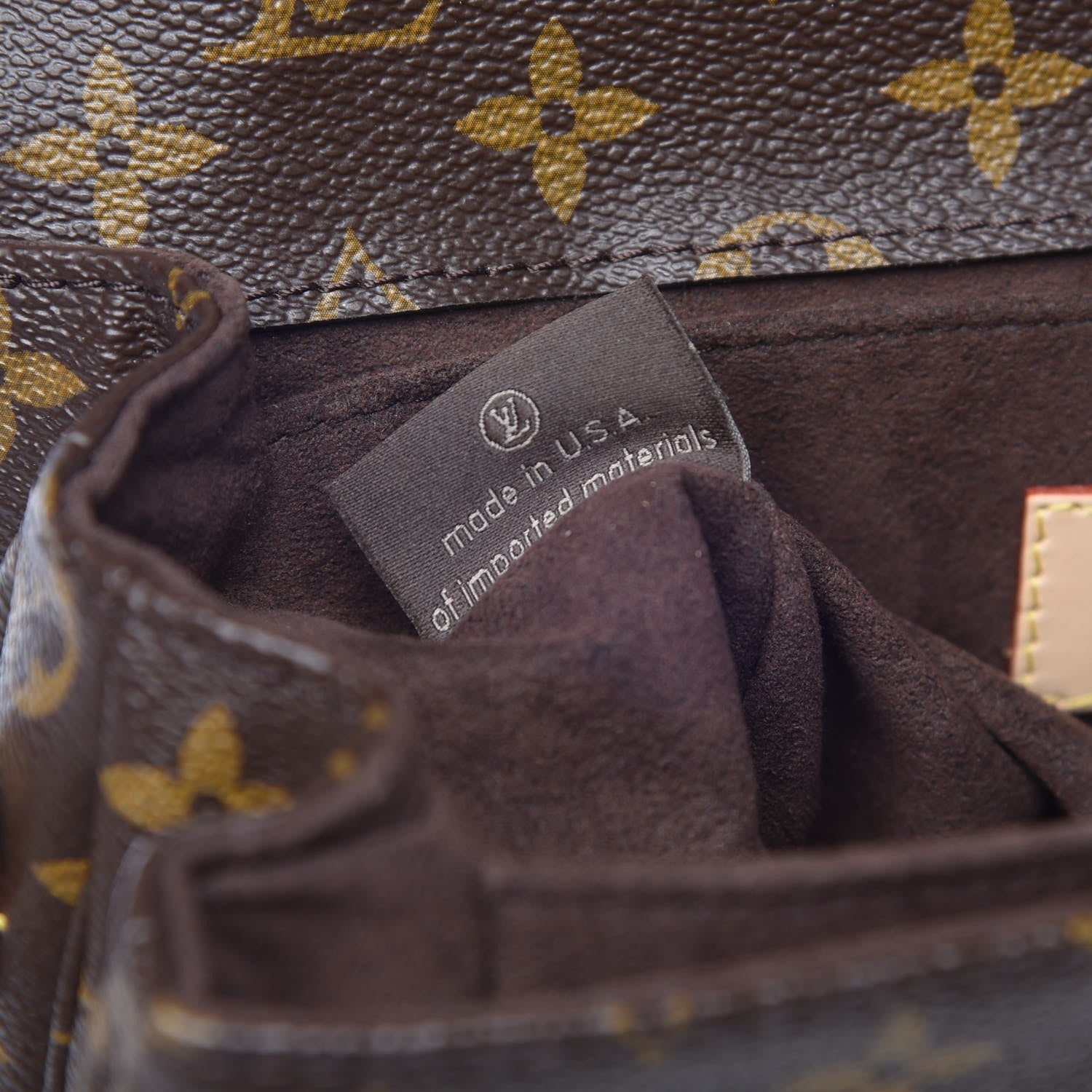 Louis Vuitton Monogram Pochette Metis 7 of 7