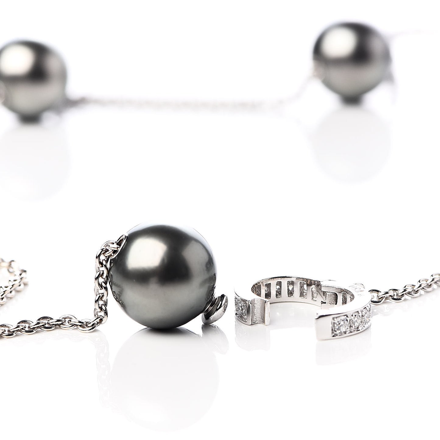 18K White Gold Diamond Black South Sea Pearl 10mm Pearls In Motion Necklace
