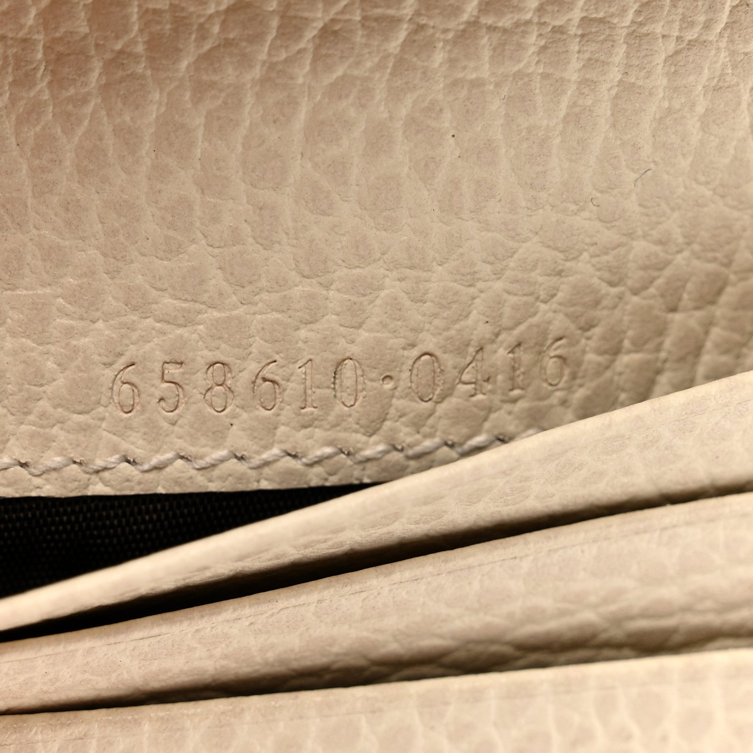 Gucci Dollar Calfskin GG Supreme Monogram GG Marmont Card Case Mystic White Beige Ebony 7 of 8