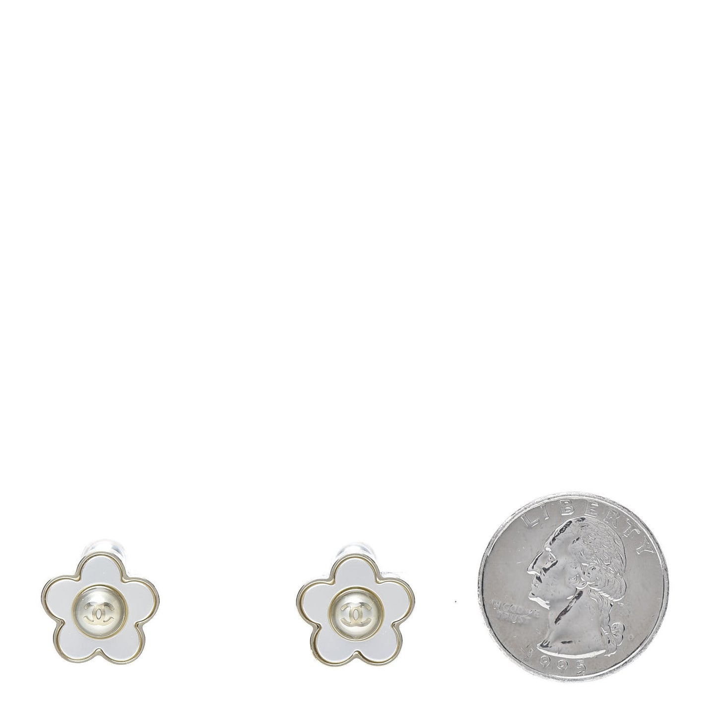 Pearl CC Camellia Earrings Gold