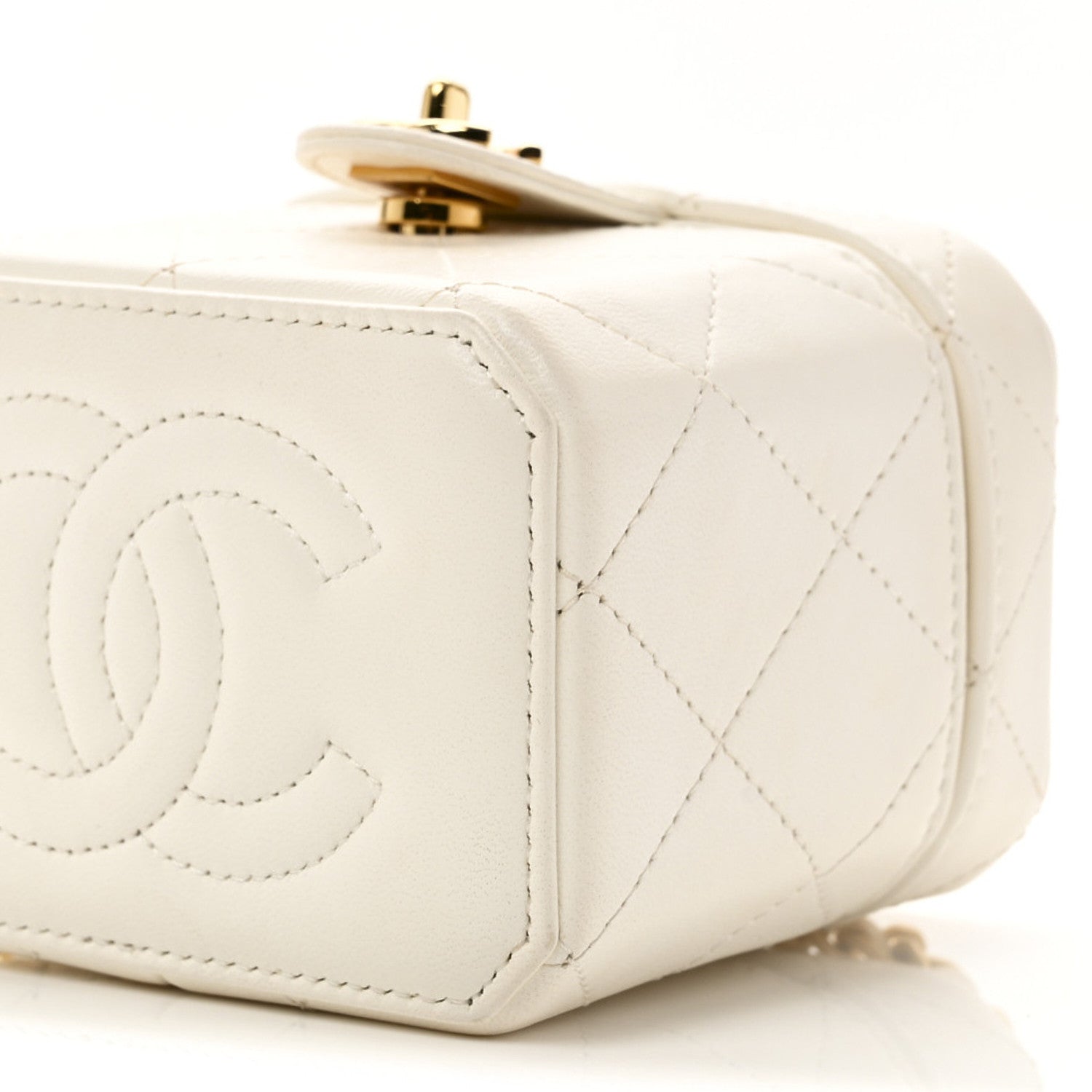 Chanel Lambskin Quilted Vanity Clutch With Chain White 11 of 12