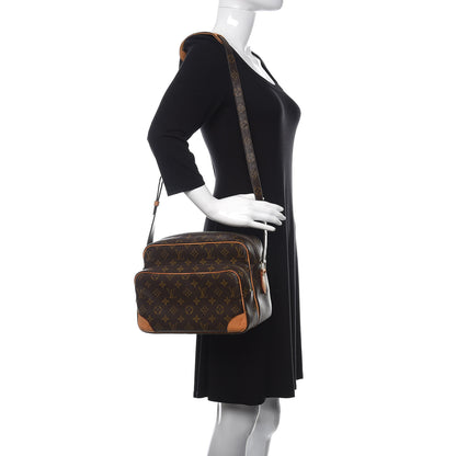Louis Vuitton Monogram Nil 28 2 of 9