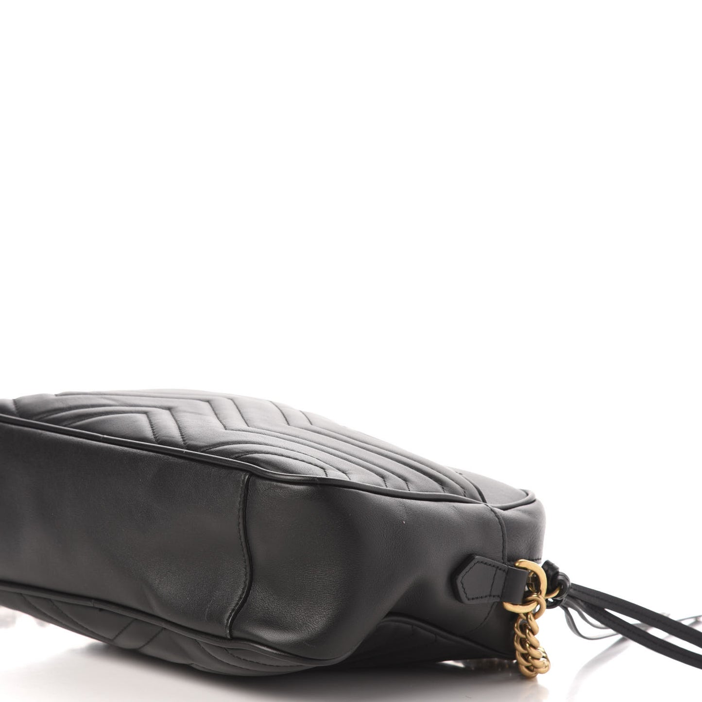 Calfskin Matelasse Medium GG Marmont Chain Shoulder Bag Black