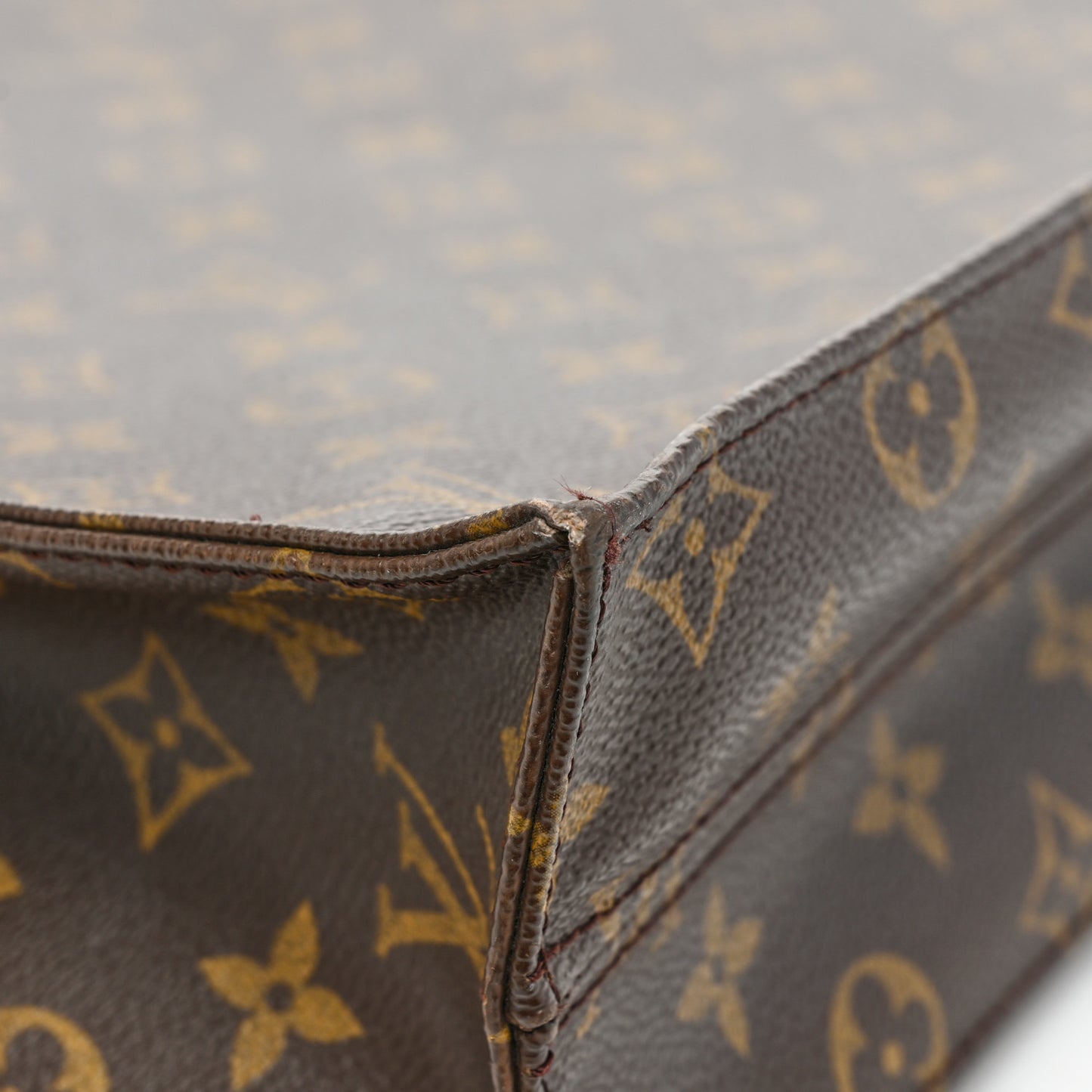 Monogram Sac Plat