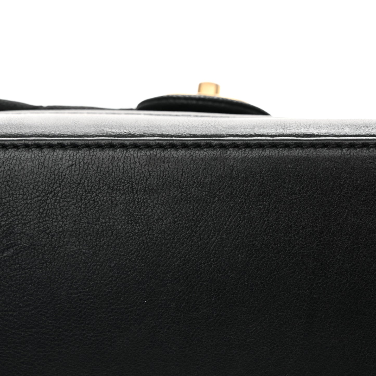 Iridescent Grained Calfskin Medium Globe Trotter Flap Black
