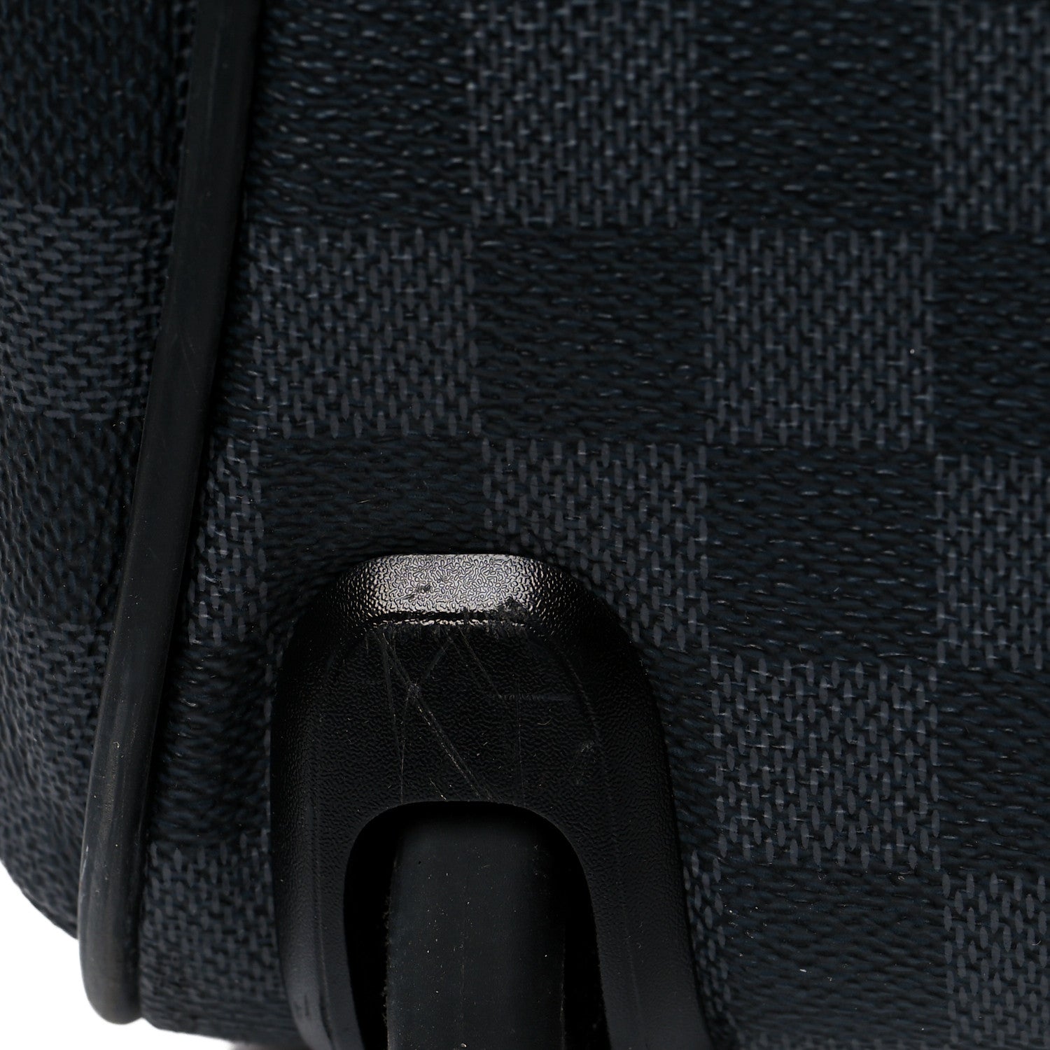 Louis Vuitton Damier Graphite Neo Eole 65 15 of 18