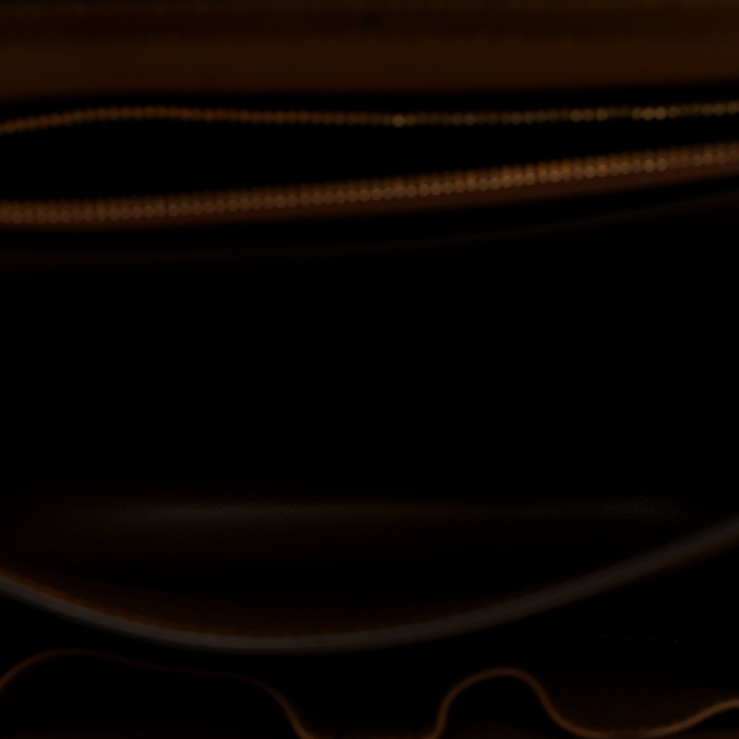 Box Calfskin Medium Classic Box Flap Bag Camel