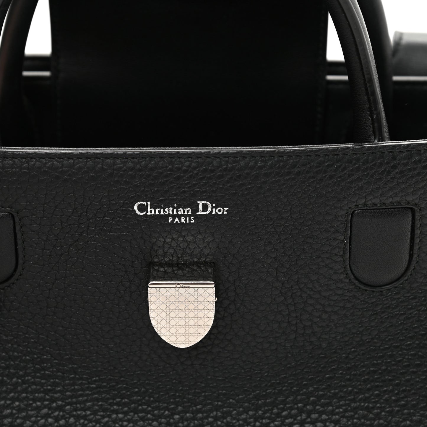 Grained Calfskin Medium Diorever Flap Black