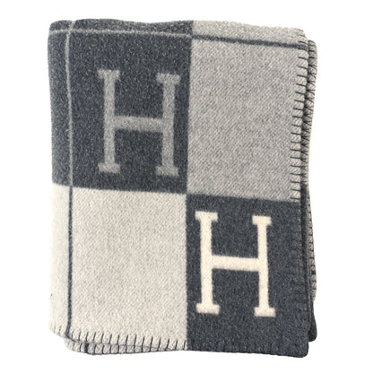 Hermes Wool Cashmere Avalon III Blanket Ecru Gris Clair 1 of 3
