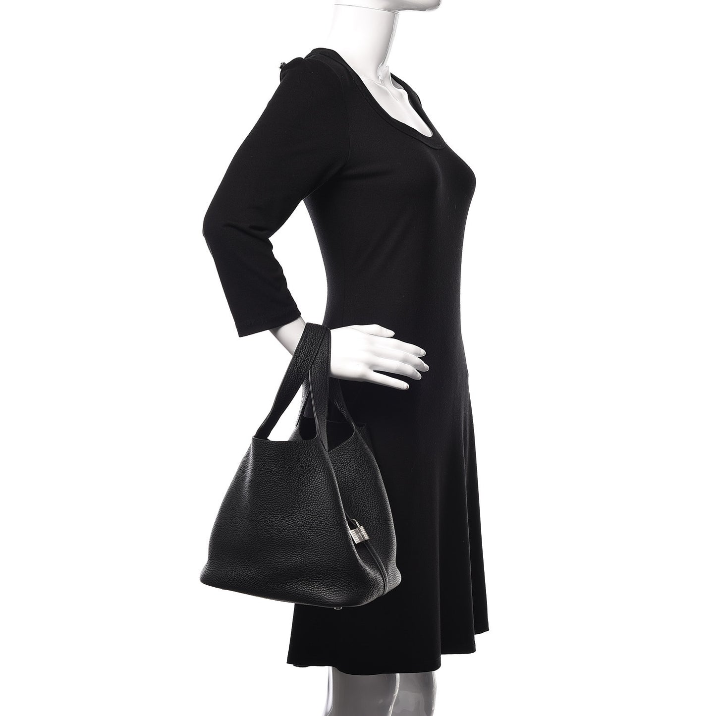 Taurillon Clemence Picotin Lock 22 MM Black